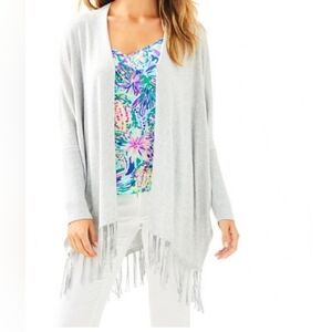 CLEAN!! LILLY PULTIZER, Colina Open Front Gray Fringe Cardigan Sweater. Size XS